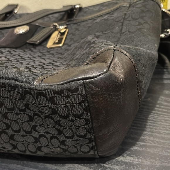 Vintage Coach Black purse - Picture 11 of 14